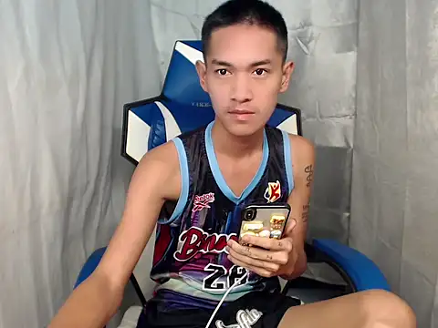 riks_tyler Live XXX Chat