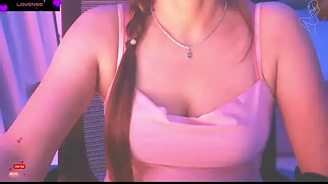 Amaeira_ লাইভ XXX চ্যাট