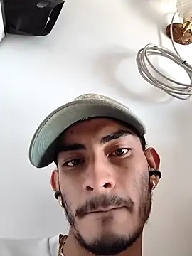 Exlifer Live XXX Chat