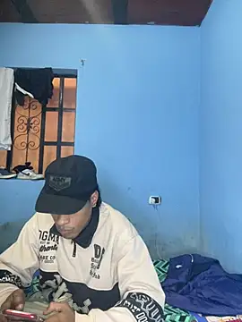 mondacuo3000 élő XXX-chatje