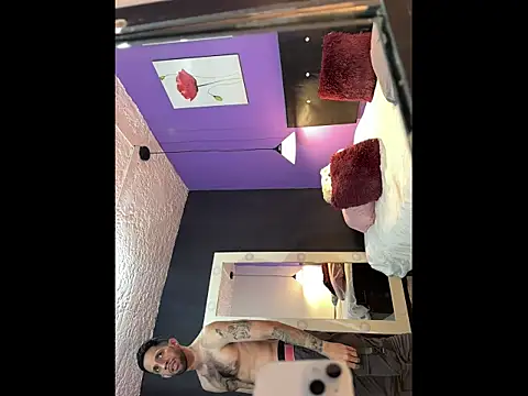 Karim_mansur webkamerás műsora