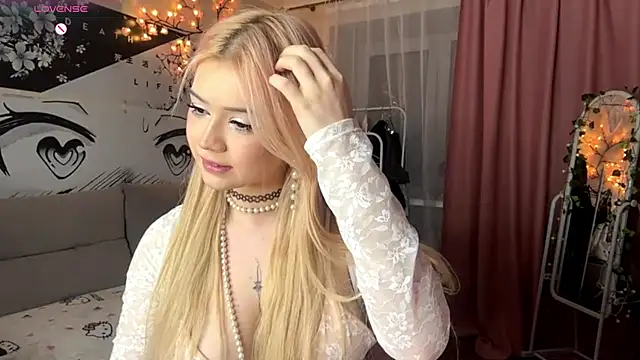 Lunar_Blush – Live XXX-chat