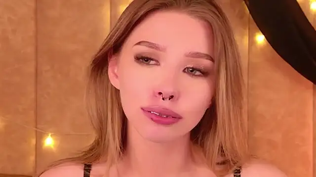 แชท XXX สดของ Sierra_Fane