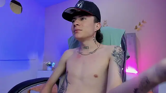 Nascary_Fox's Live XXX Chat