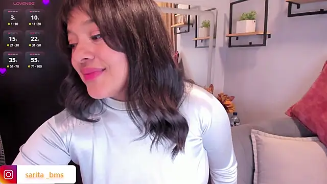 Chat XXX en directo de Sariitaa_