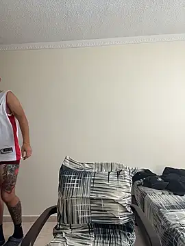 ChicoMaloFfF Chat XXX live