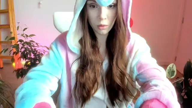 stacyluxxe 在線直播表演