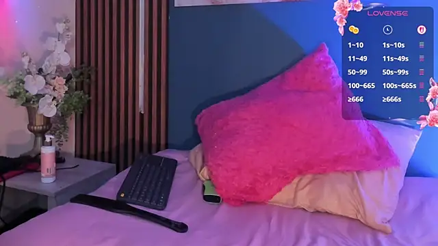 La_Diabla_111_: απευθείας συνομιλία ΧΧΧ