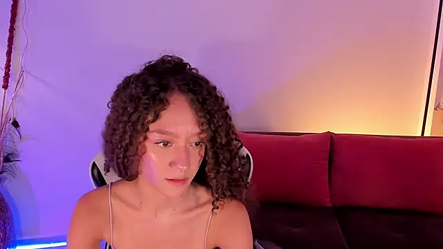 Živý XXX chat ChloeMoreti