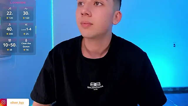 oliver_kyy Show Webcam