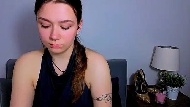 KatySensualy: απευθείας συνομιλία ΧΧΧ