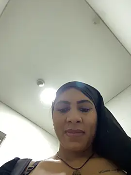 CyBettyboop: διαδικτυακό σόου στην κάμερα