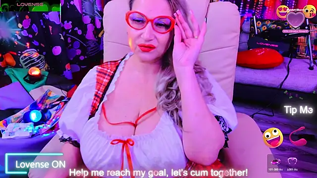 YOUR_MATURE_FANTASY Adlı Modelin Canlı XXX Sohbeti