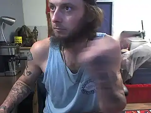 Pokazy przed kamerką – CloudDadddyyy420