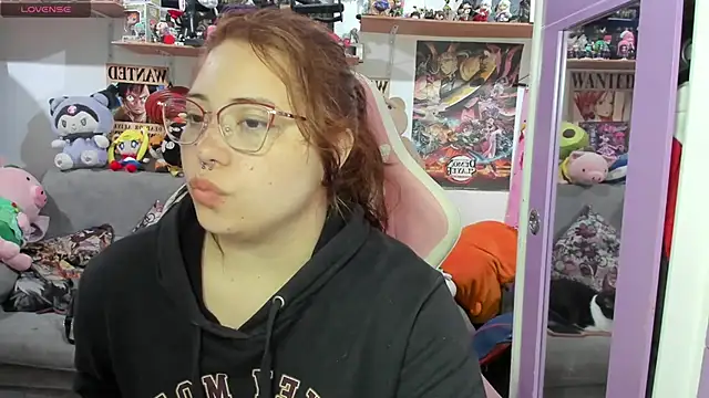 soficammy: онлайн-секс-чат