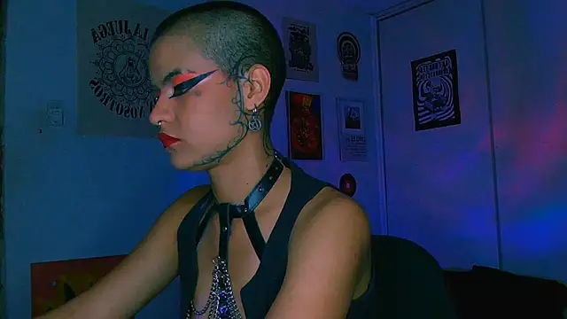 Chatroom XXX en direct de alex_one888