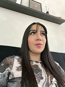 EmmyEvans1 라이브 XXX 채팅