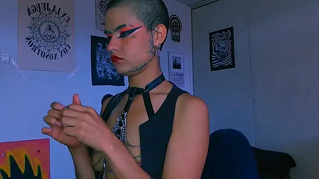 alex_one888 即時 XXX 聊天