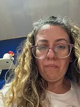 miss_hanna07: απευθείας συνομιλία ΧΧΧ