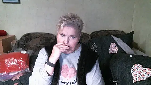 Lana555のライブXXXチャット