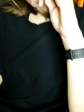 Aashikalaa 即時 XXX 聊天