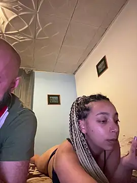 DollyBoom20's Webcam Show