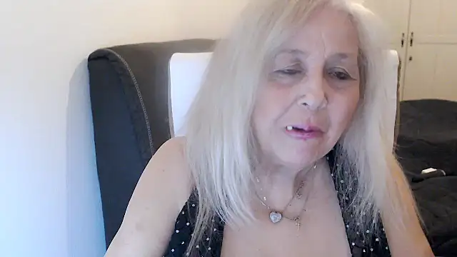 Chat +18 de SusiLifeXXX ao vivo