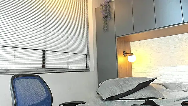 Zackfalcon_: онлайн-секс-чат