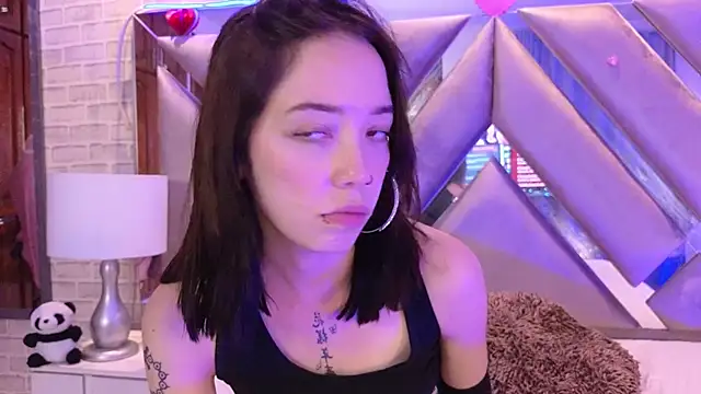 HarperrWestのライブXXXチャット