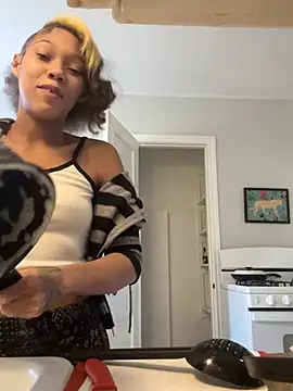 Tamiii420 라이브 XXX 채팅