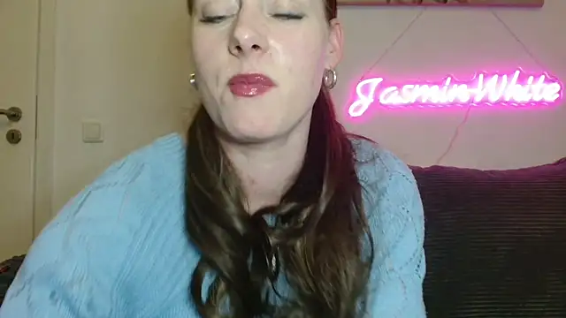 Chat +18 de Jasmin-White ao vivo