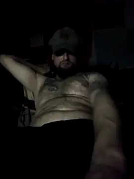 Show modela Ozomitro na web-kameri