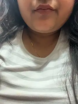 radhikkaa's Live XXX Chat