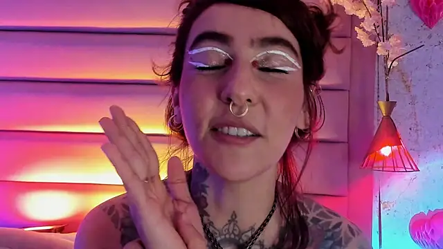 Evangelyne_1 live XXX chat