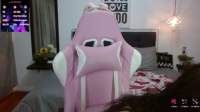 Keyla01_: онлайн-секс-чат