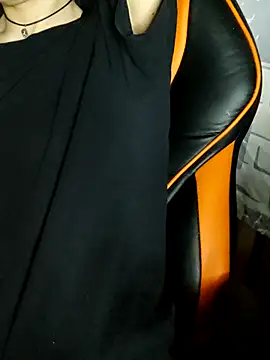 Aashikalaa Live XXX-Chat