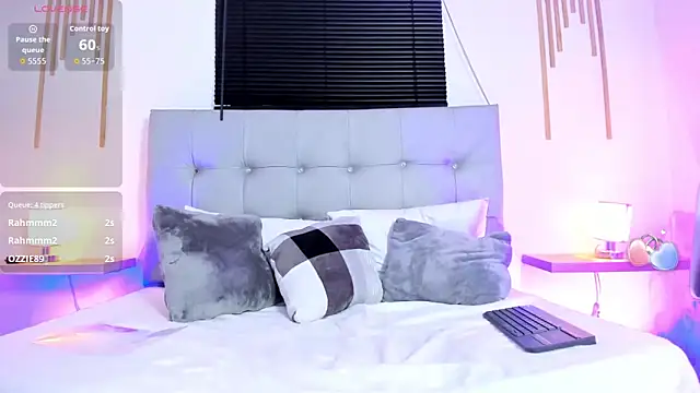 Chat XXX ao vivo de _aithanaa_