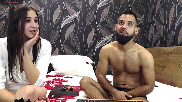 Онлайн чат XXX MonaLizette