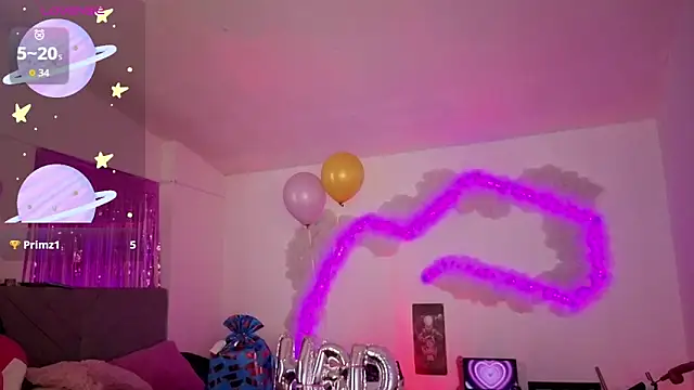 Chat +18 de larah_uwu ao vivo