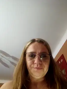 BLONDKICIA1's Live XXX Chat