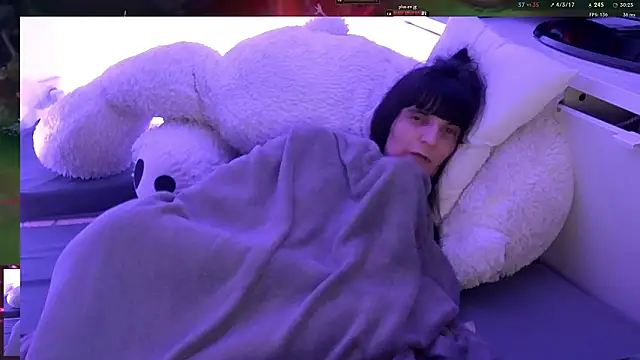 Chat +18 de CeriseLapine ao vivo