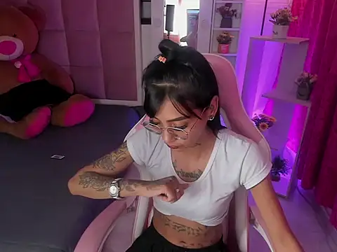 KarlaSlutSkinny__ live XXX chat