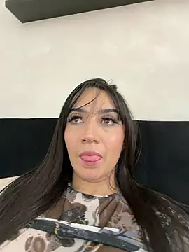 Živý XXX chat EmmyEvans1