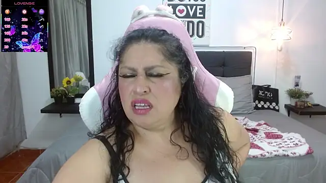 Keyla01_ Adlı Modelin Canlı XXX Sohbeti