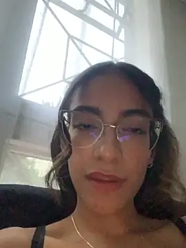 elegant__rouse Adlı Modelin Canlı XXX Sohbeti