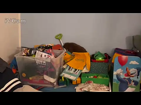 Renegade1608 Adlı Modelin Canlı XXX Sohbeti