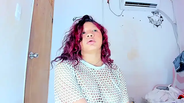 Emily_Coper18 Live XXX-chat