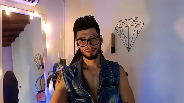 Colby_brown03's Webcam Show