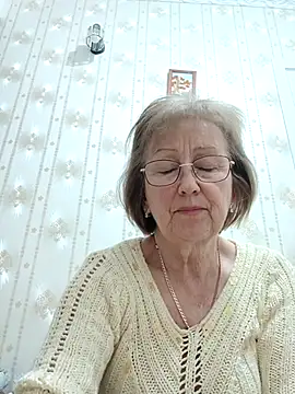 Show modela AlikaSwan5821 na web-kameri