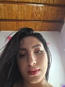 Chatroom XXX en direct de Princess_AliciaVellami